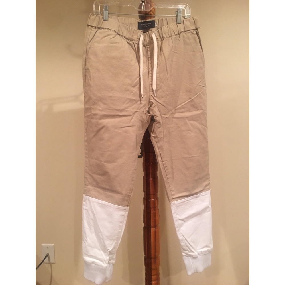 Modern Amusement joggers